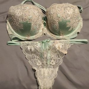 Victoria's Secret Bra and Panty Set